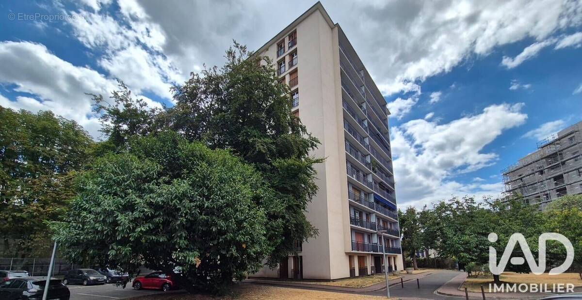Photo 1 - Appartement à VILLENEUVE-SAINT-GEORGES