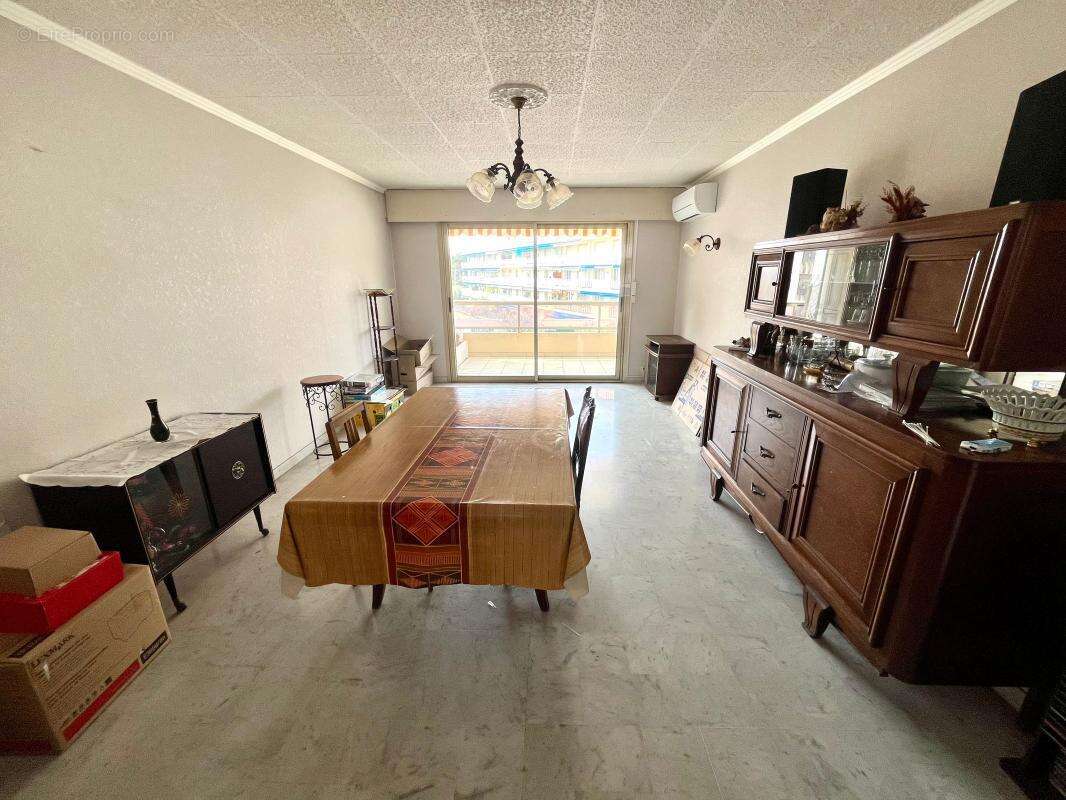 Appartement à LE CANNET