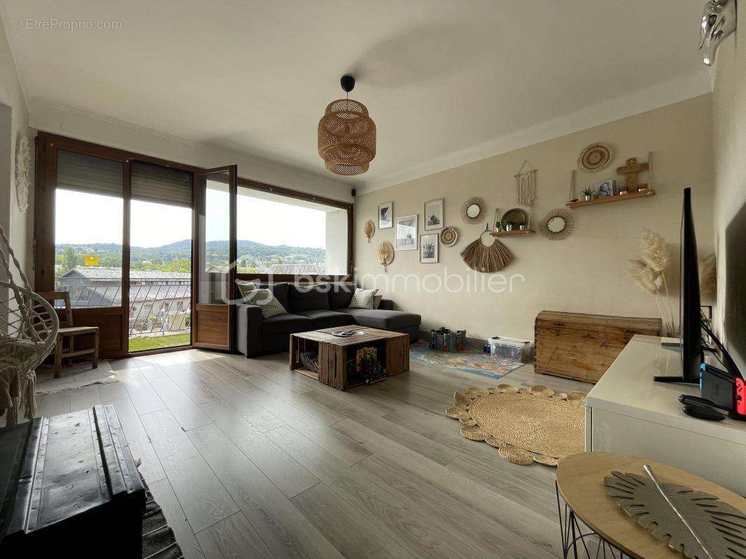 Appartement T4/5 de 104 m² avec balcon et cave – Cognin - photo 7