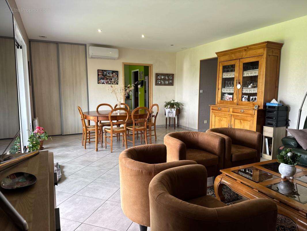 Maison individuelle sur ARGENTRE - photo 3
