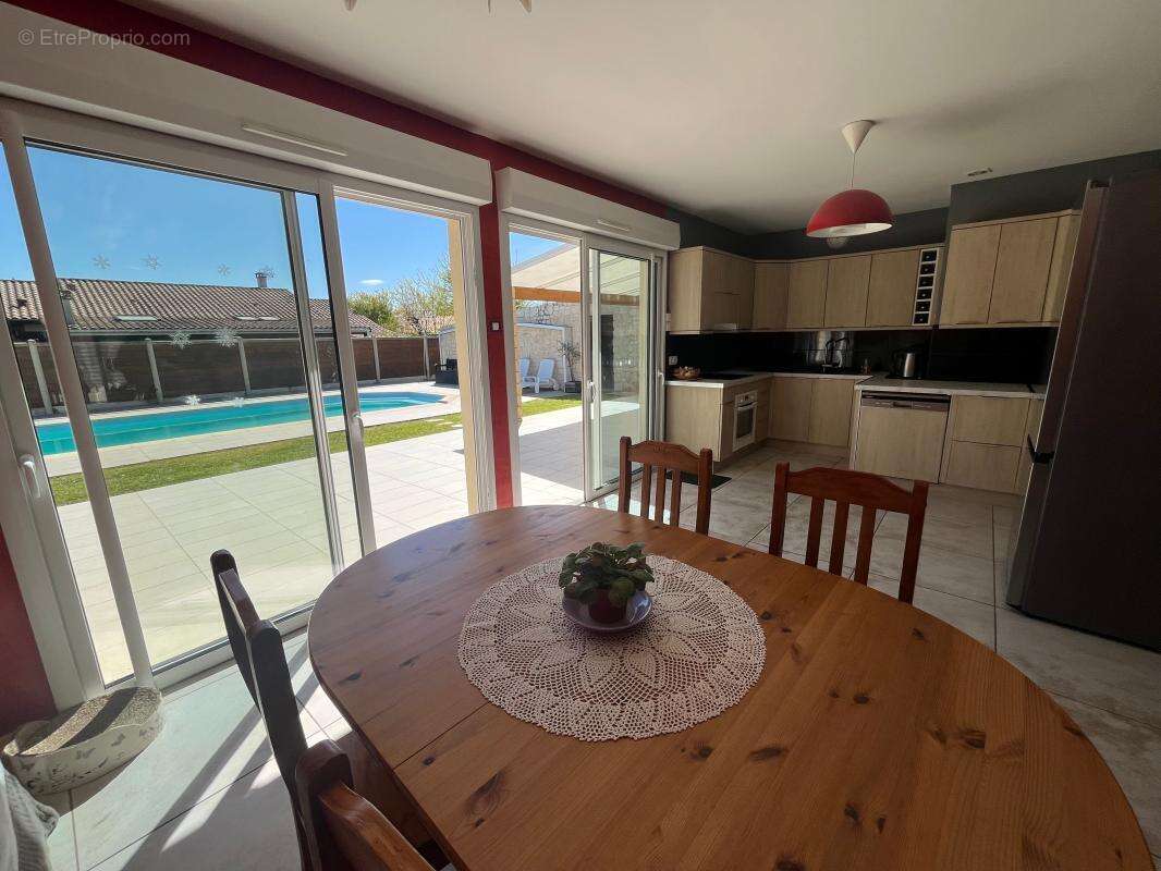 Maison à SAINT-LOUBES