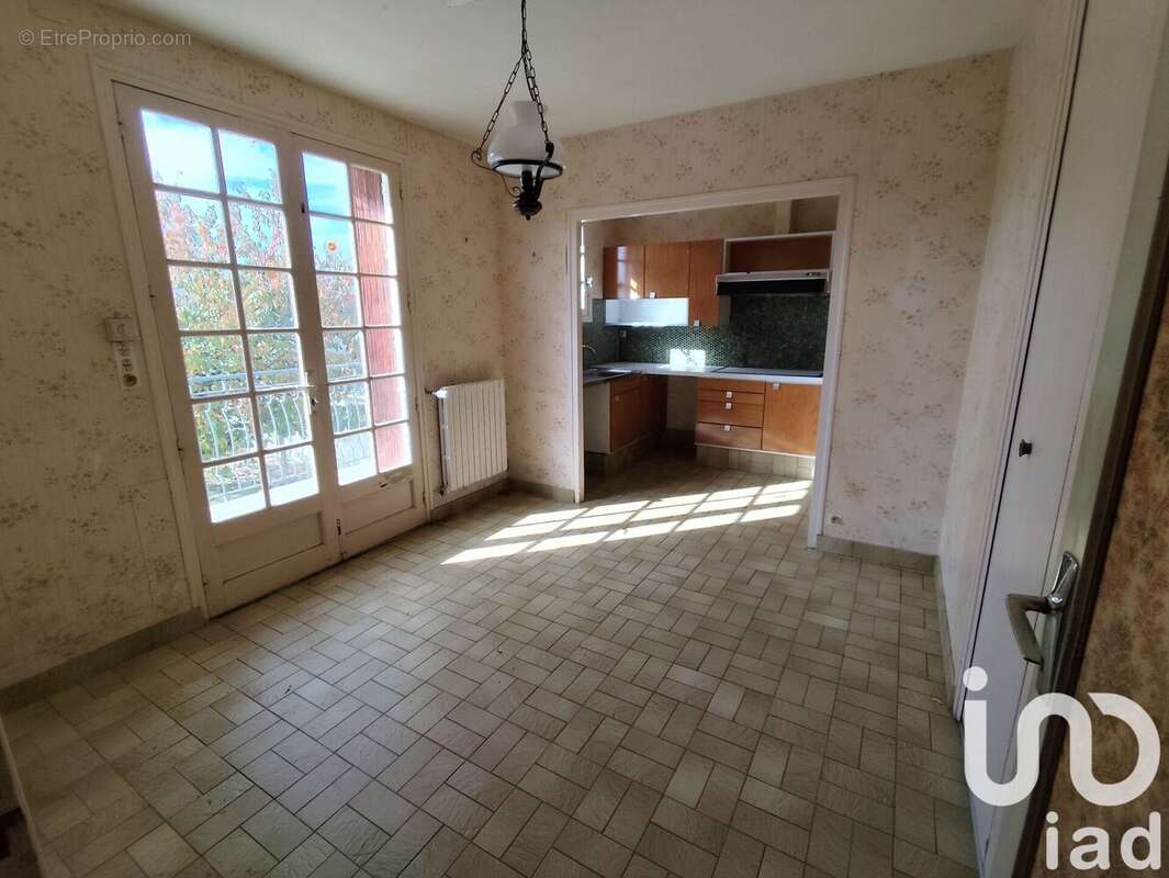Photo 2 - Maison à GENNES
