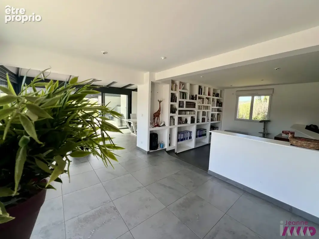 Maison 240 m² à Evette-Salbert  - photo 4