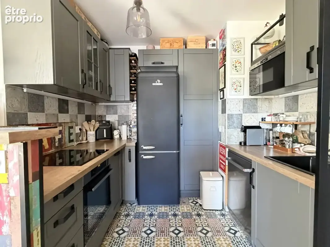 T3, Avec terrasse de 23m², exposé SUD - photo 4