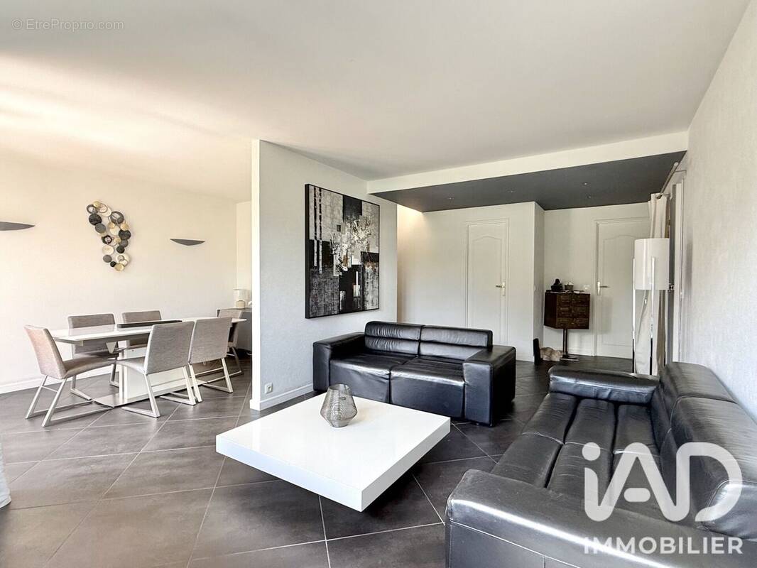 Photo 1 - Appartement à CHILLY-MAZARIN
