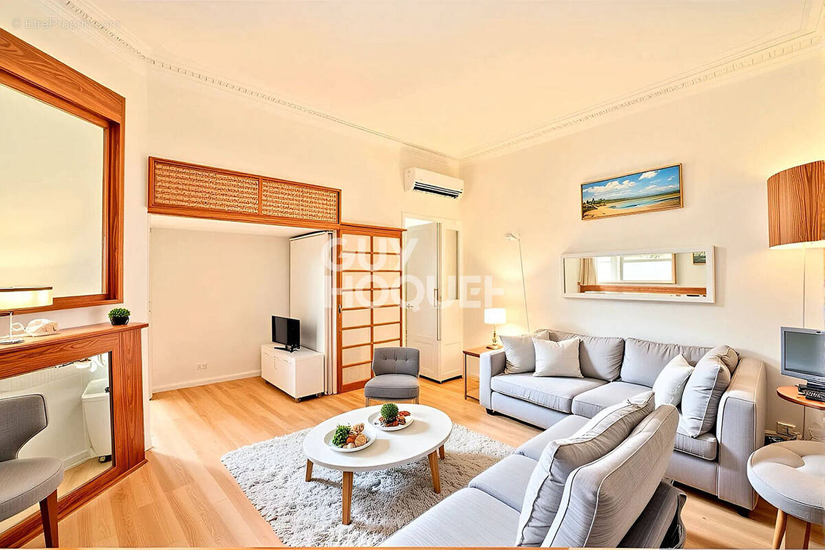 Appartement à PARIS-6E