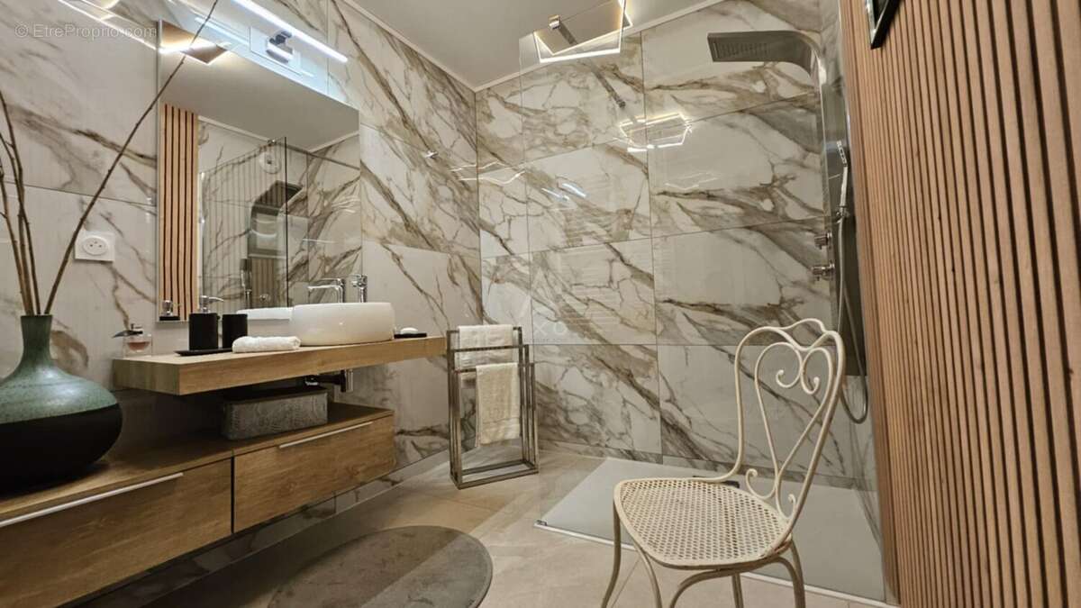 Appartement à GILLY-SUR-ISERE