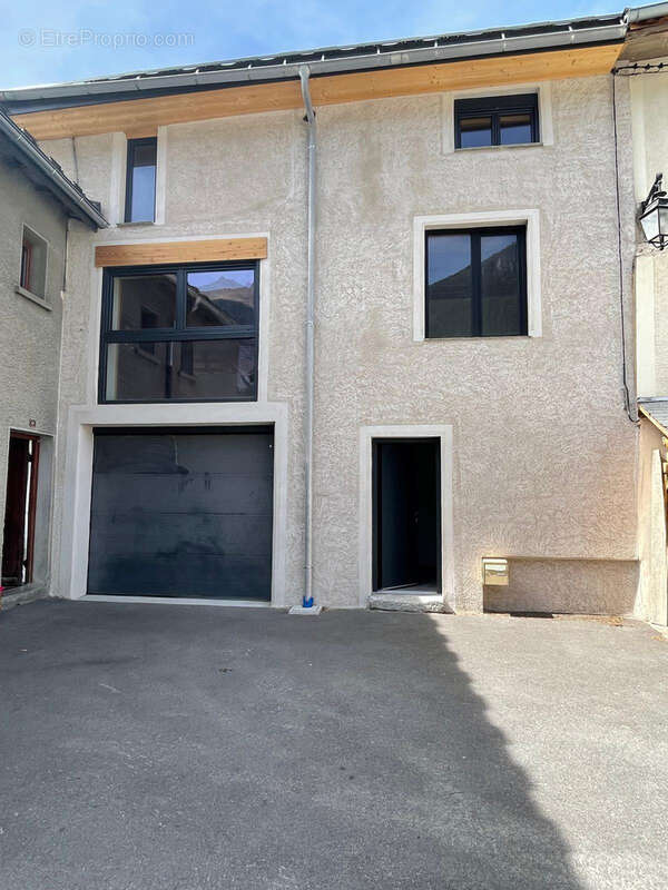 Maison de village entièrement rénovée - VAL CENIS SOLLIERES - photo 17