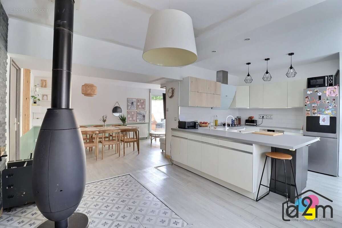 Maison à MONTATAIRE