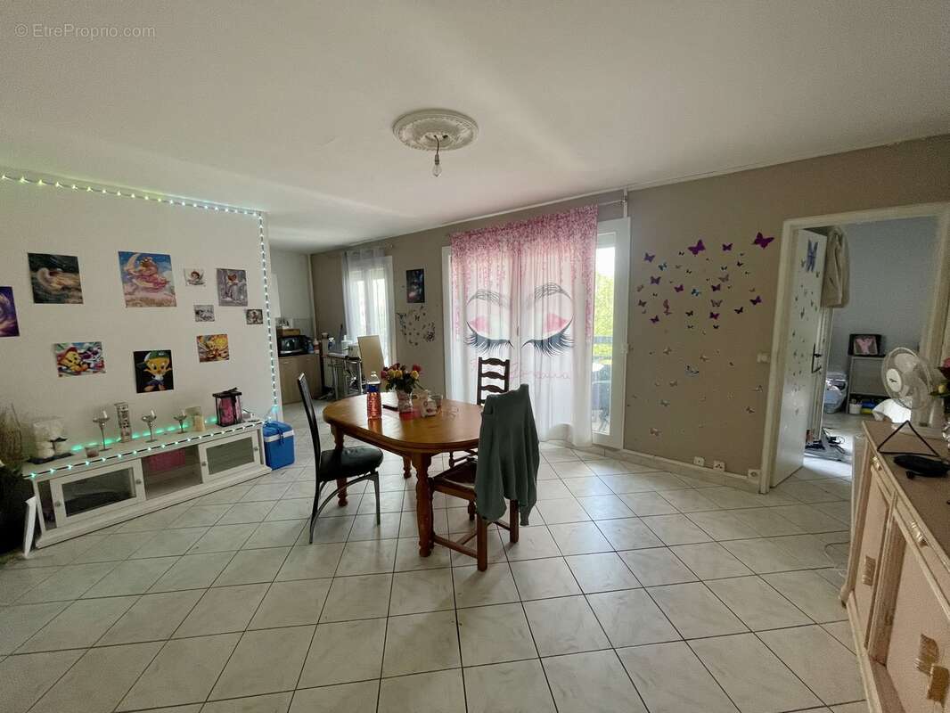 Appartement 86 m² à Charleville-Mezieres  - photo 29