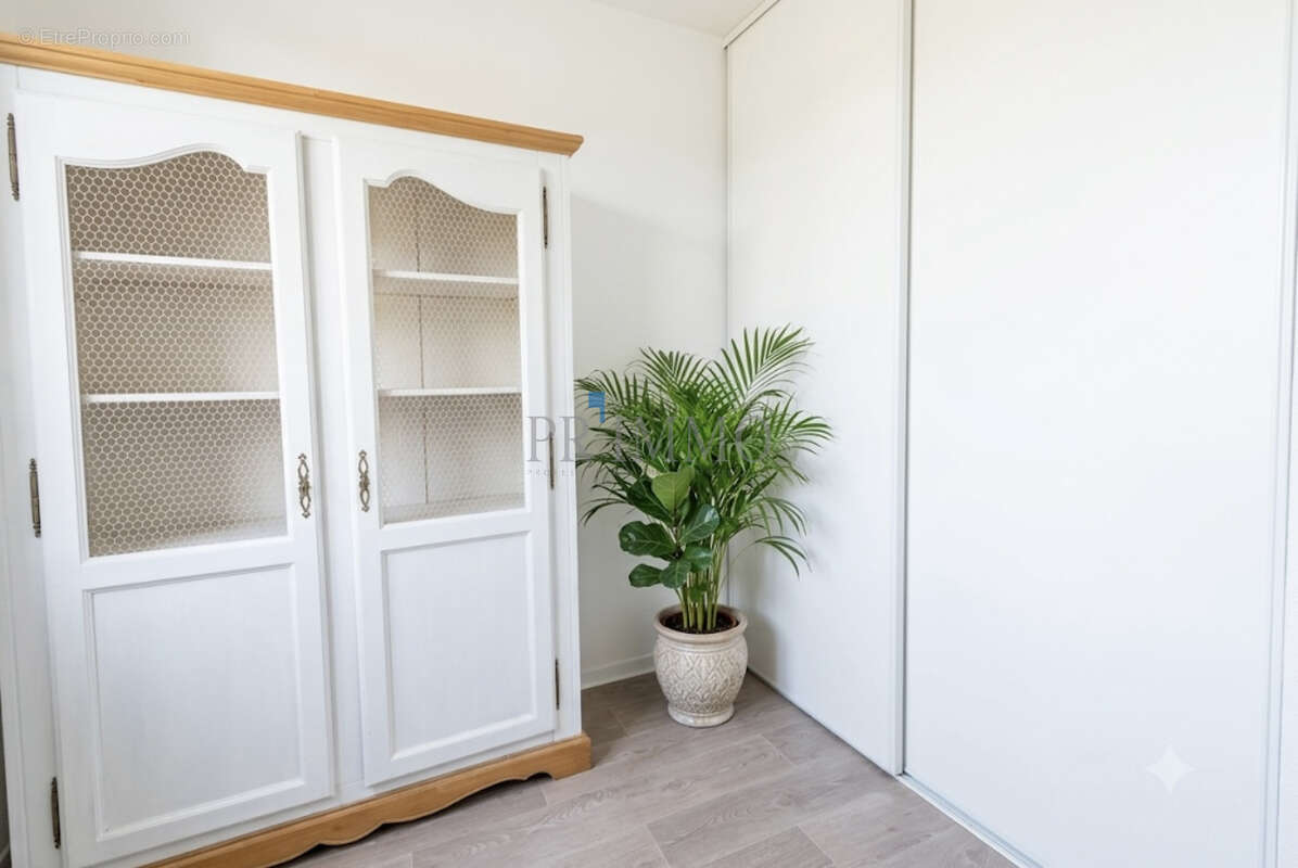 Puget-sur-argens - dernier etage et prestations cle en main - photo 11