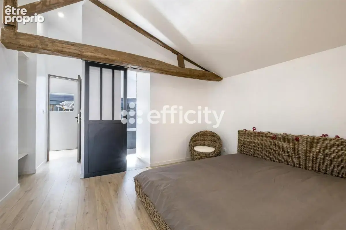 Maison 165 m² à Saint-Xandre  - photo 7