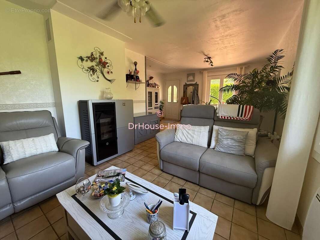 Maison 89 m² à Laguenne  - photo 8