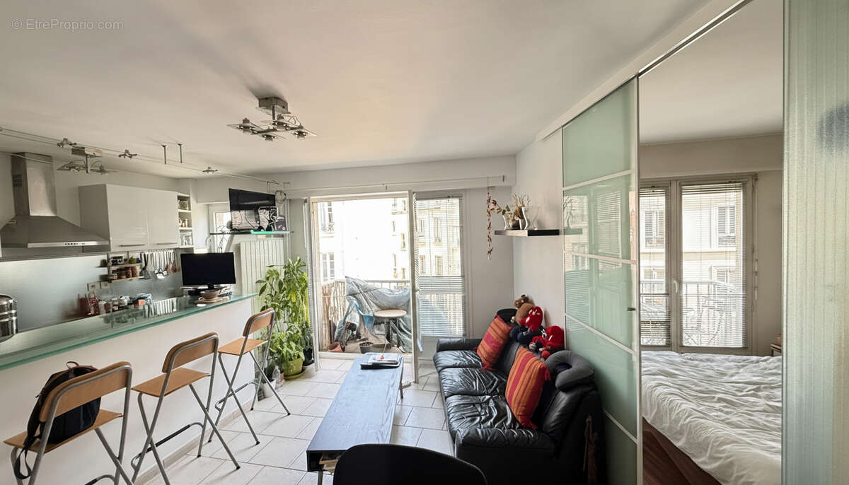 Appartement à PARIS-12E