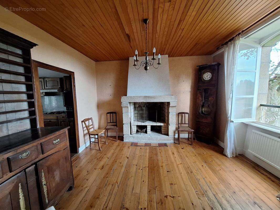 Maison à PLOUGASNOU