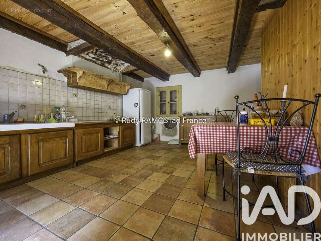 Maison 74 m² à Severac-Le-Chateau  - photo 6