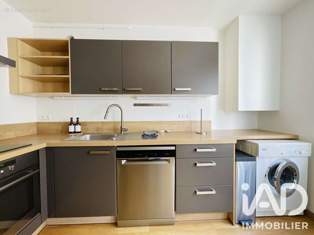 Appartement 77 m² à Reims  - photo 7