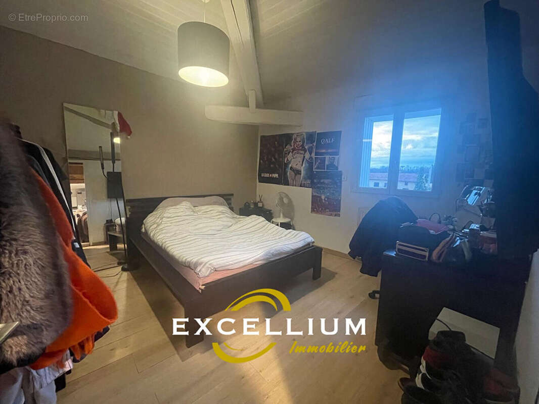 Appartement à CAILLOUX-SUR-FONTAINES