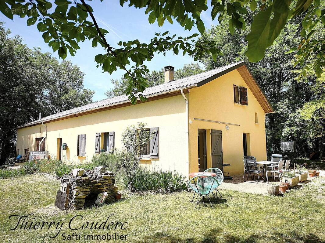 Photo 1 - Maison à SALIGNAC-EYVIGUES