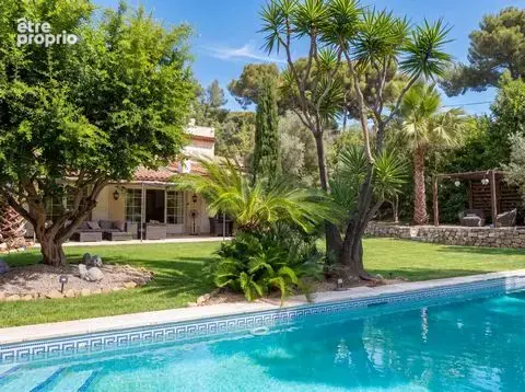 Maison 9 pièces 317 m² à vendre à Antibes (06600) - photo 2
