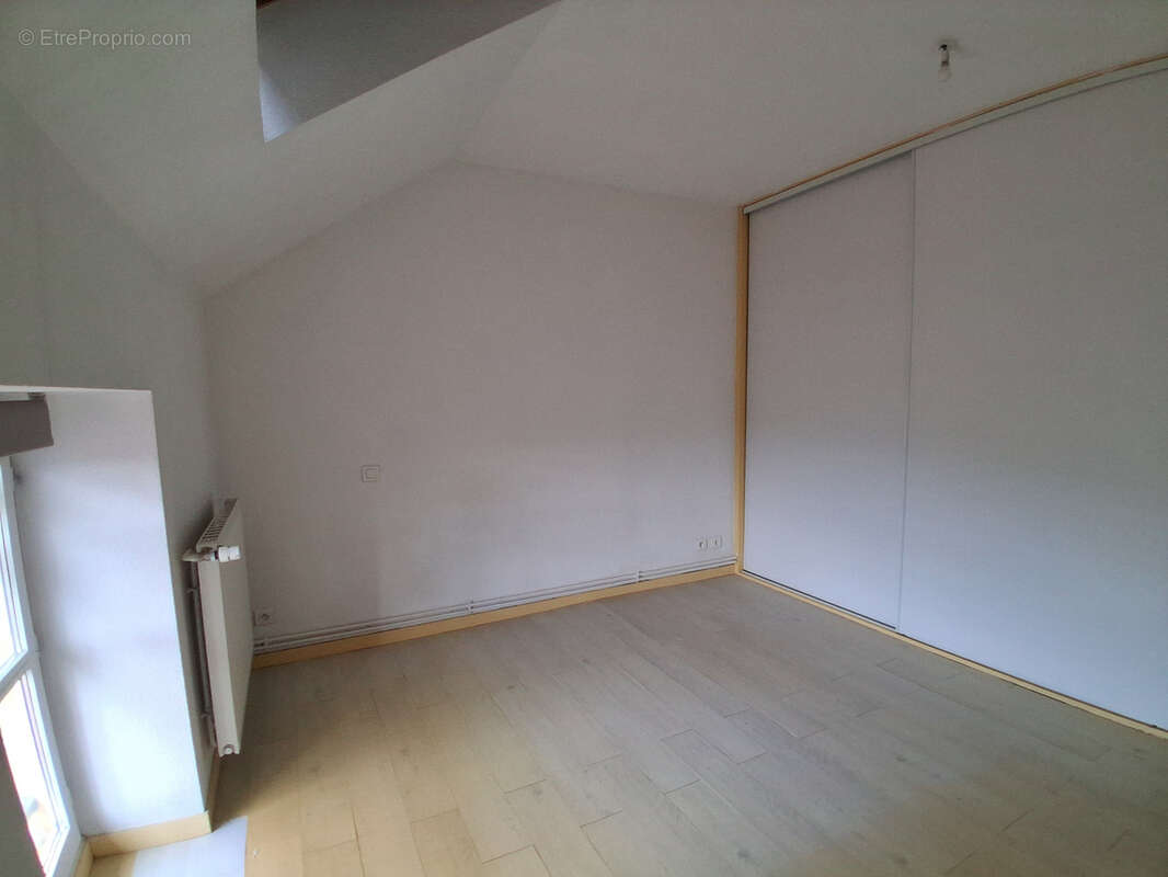 Appartement à CHARLIEU