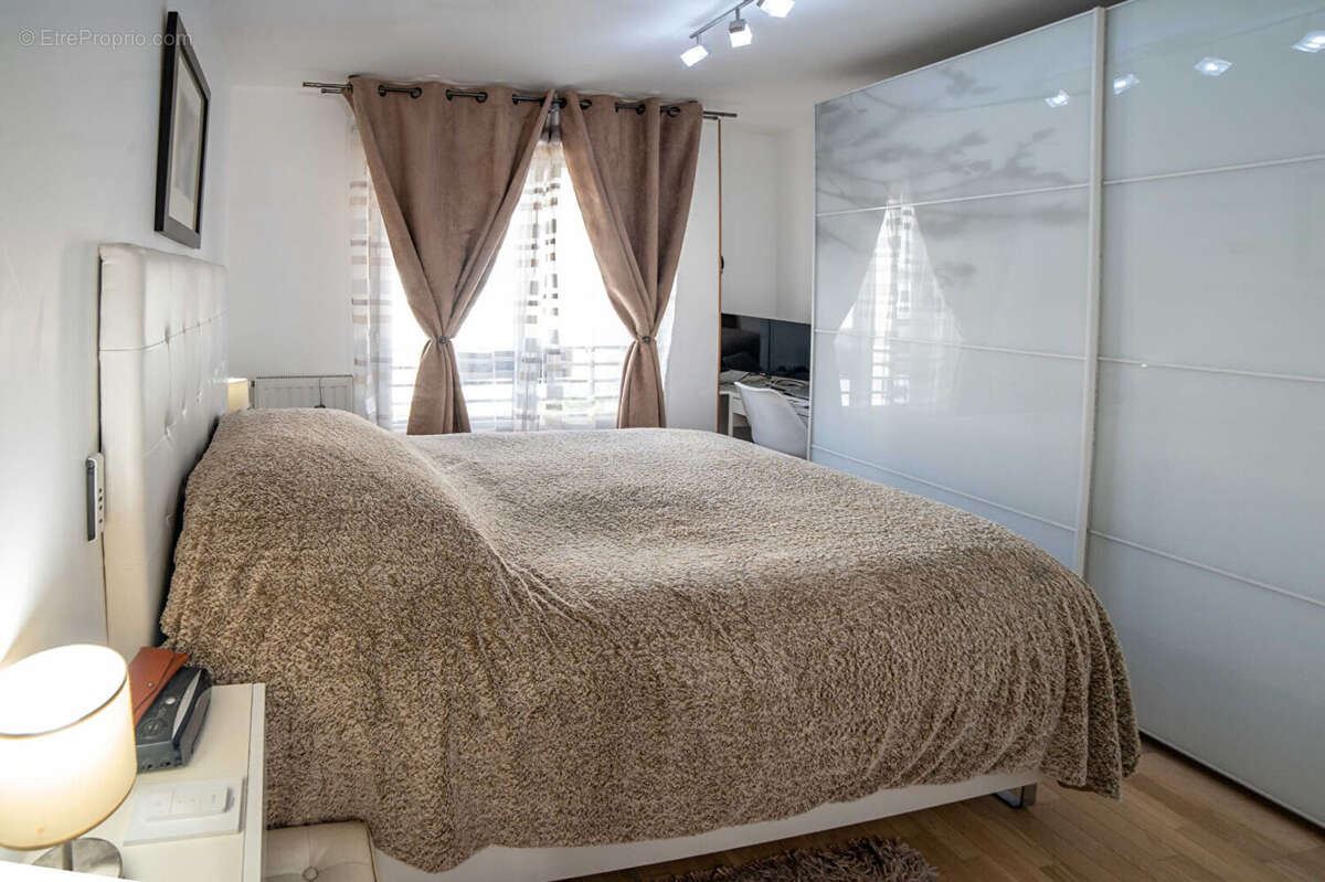 Maison à SAINT-GRATIEN