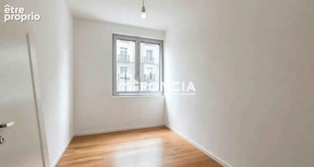 Appartement T4 Boulevard Michelet proche Centre Gare - photo 9