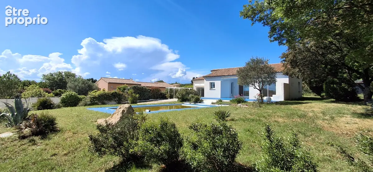 A vendre, Drôme provençale, villa de plain-pied, très soignée de 124m² avec piscine, - photo 2