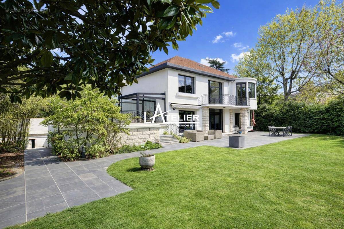 Maison à SAINT-GERMAIN-EN-LAYE