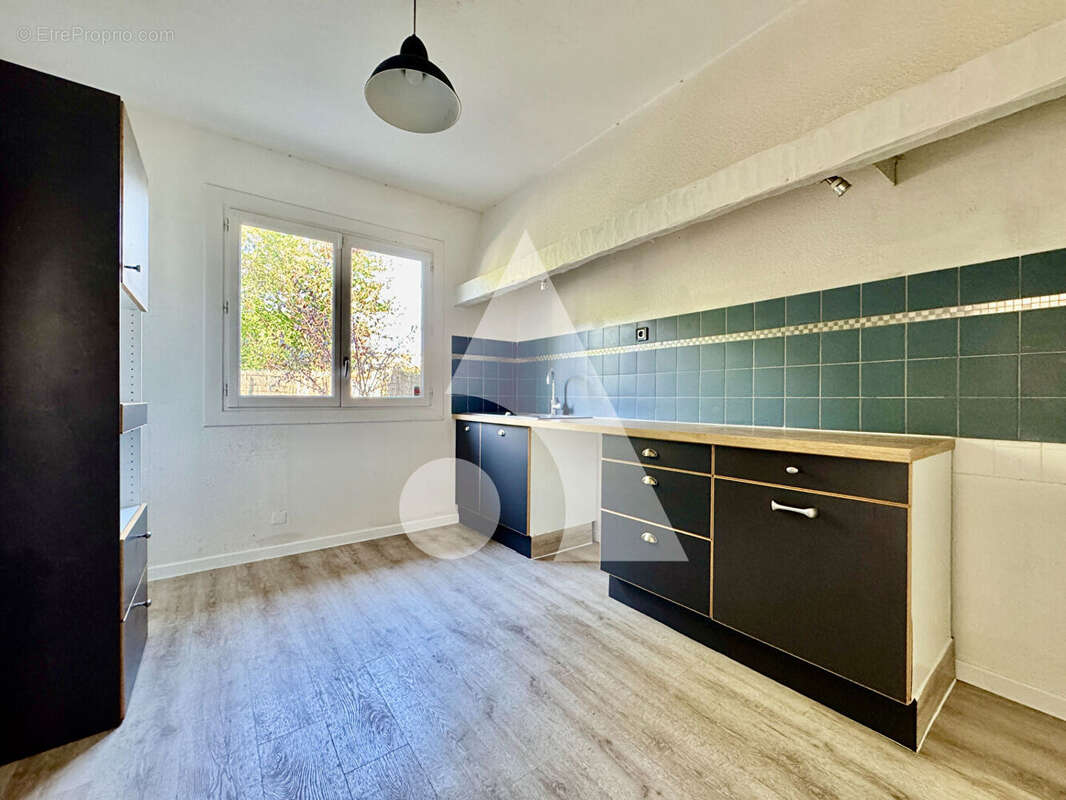 Maison à SAINT-GERMAIN-LES-ARPAJON