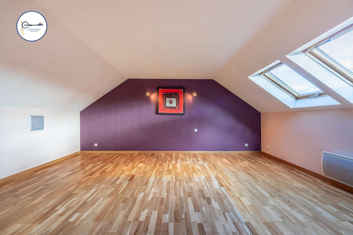 Maison à THAON-LES-VOSGES