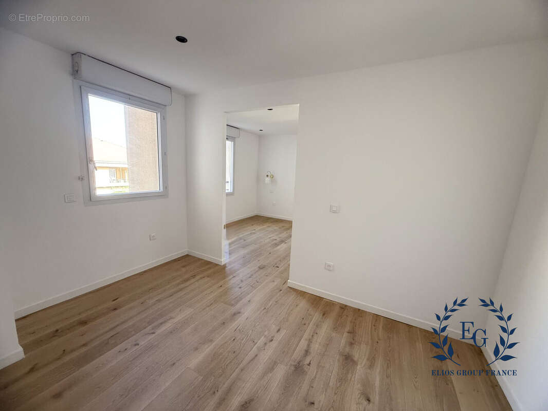 Appartement à MARSEILLE-7E