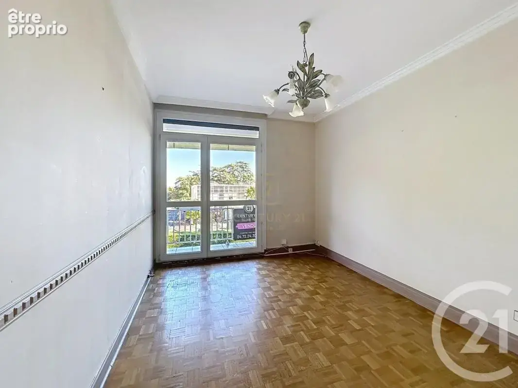 Appartement 3 pièces 61 m² à vendre à Saint-Genis-Laval (69230) - photo 4