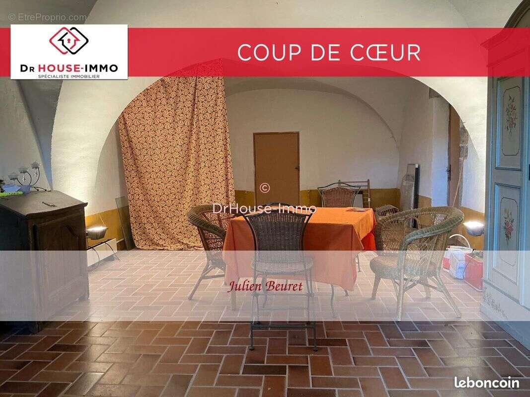 Maison 225 m² à Cubry  - photo 4