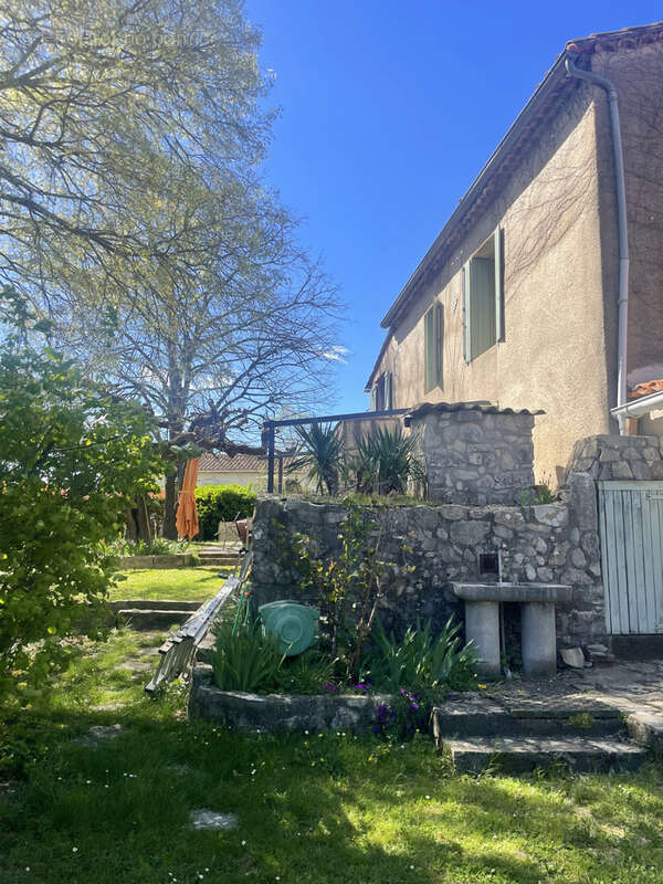 Maison à LAROQUE