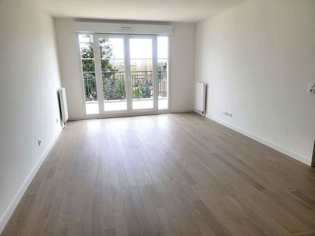Appartement à LE PLESSIS-ROBINSON
