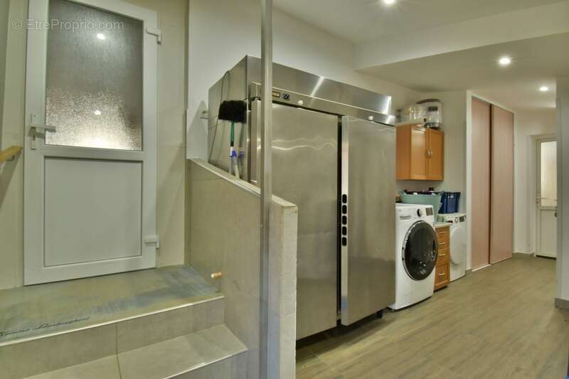 Maison à SAINT-GENIEZ