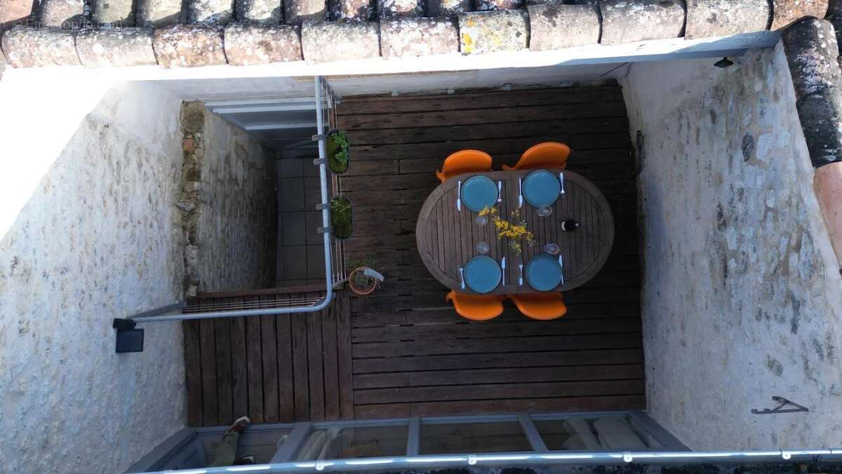 Maison à MONTPEZAT-DE-QUERCY