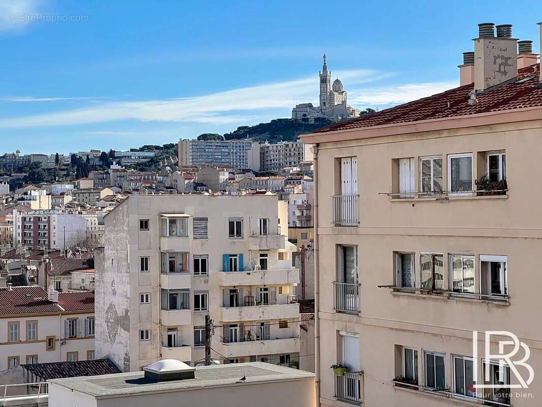 Appartement à MARSEILLE-7E