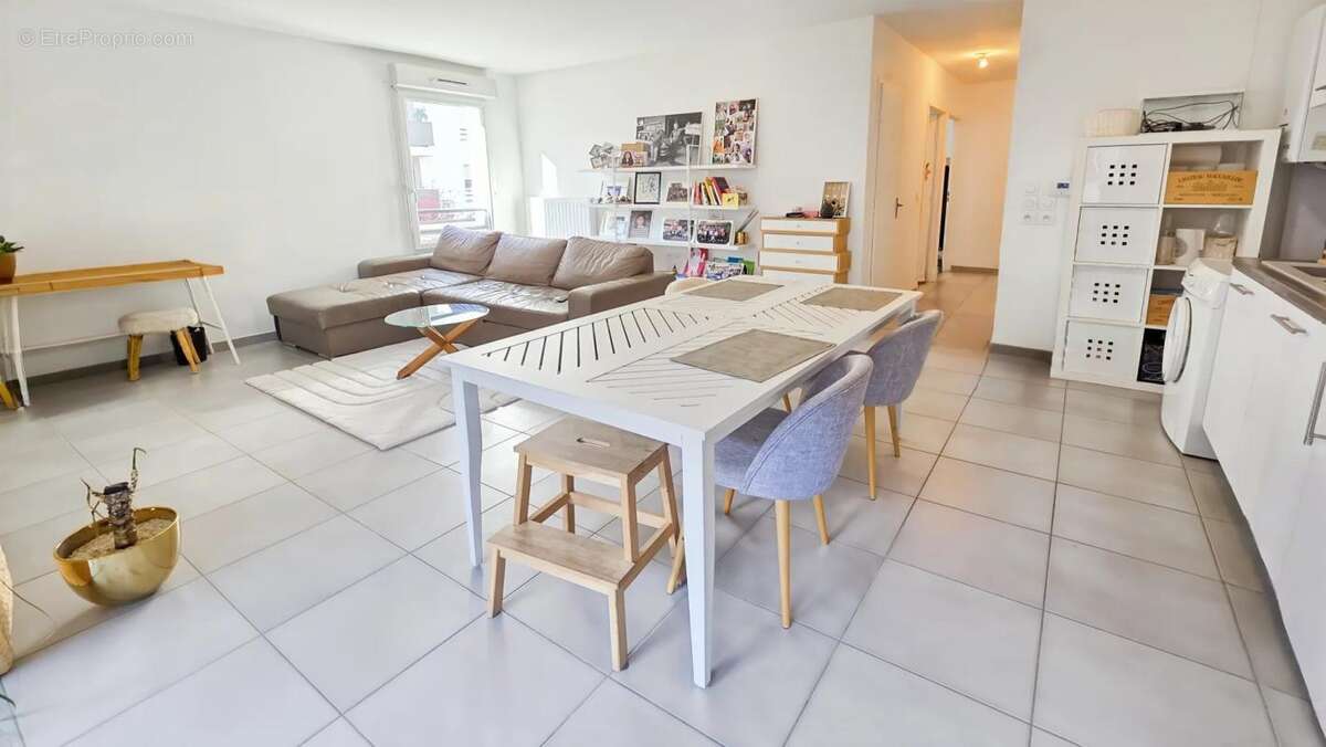 Appartement à SCIEZ