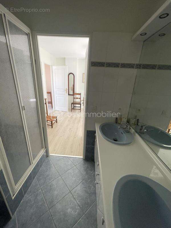 Appartement à OZOIR-LA-FERRIERE