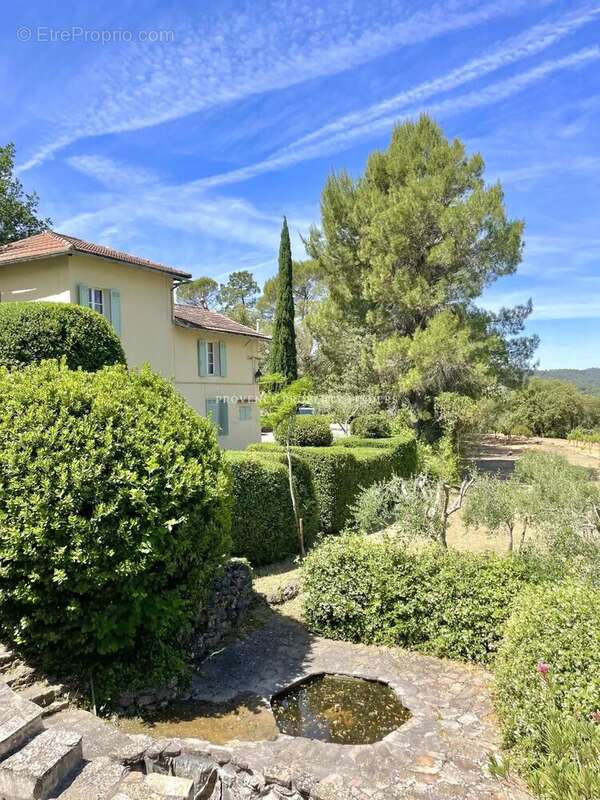 Maison à CORRENS