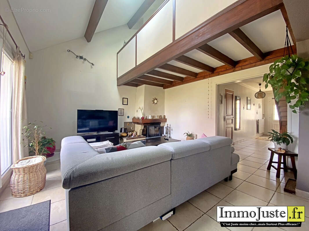 Maison à COIGNIERES