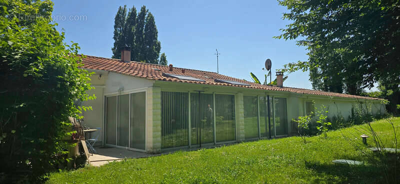 Maison à CHANIERS