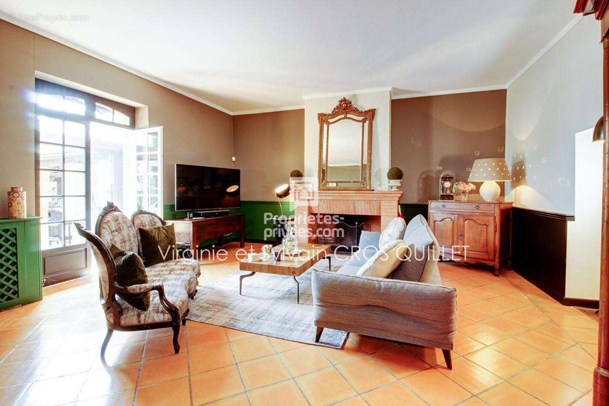 Maison de caractère proche Montastruc La Conseillère  270 m2 - photo 10
