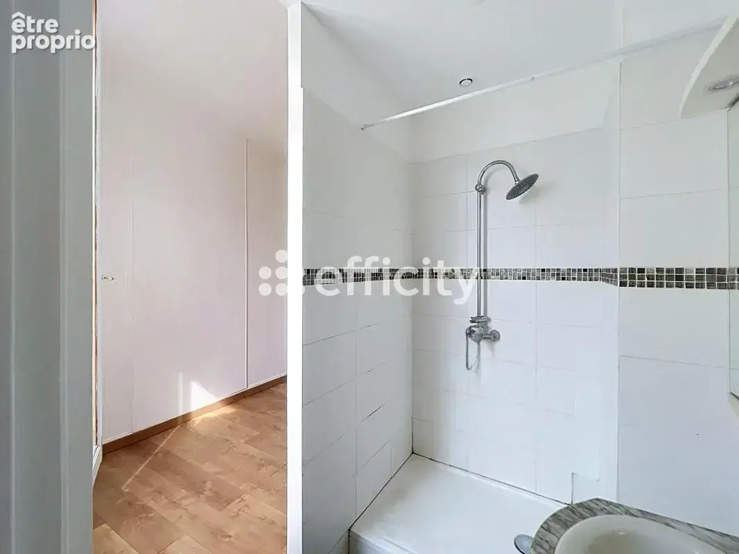 Appartement 30 m² à Bordeaux  - photo 8