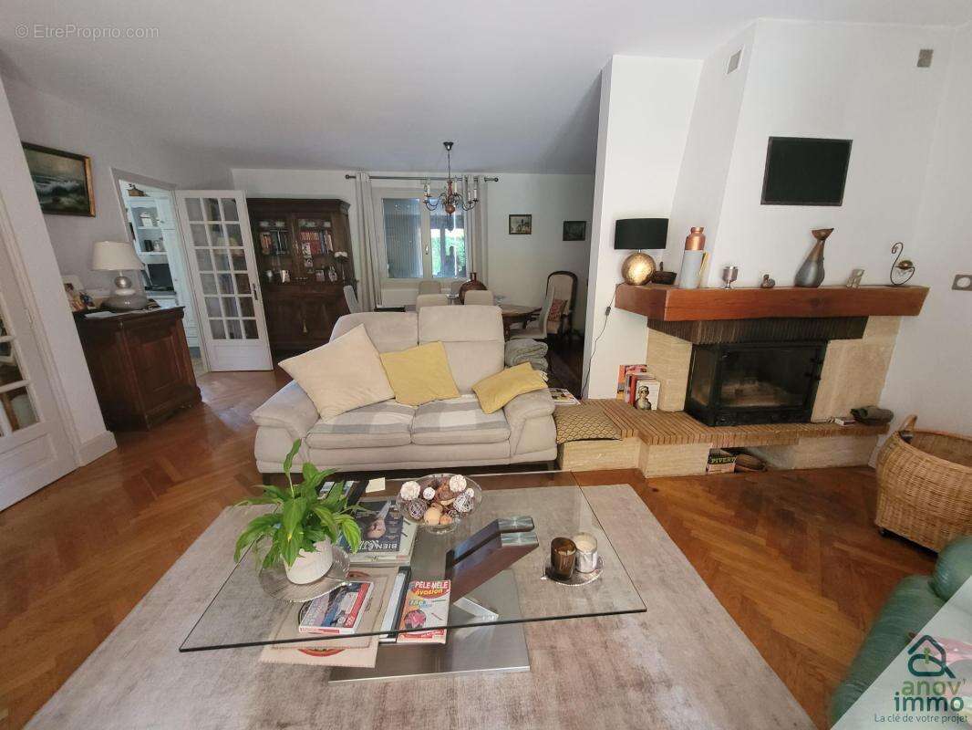 Maison à MOUTHIERS-SUR-BOEME