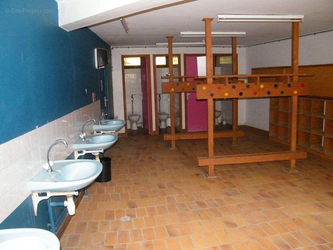 Terrain à CHATEAUROUX-LES-ALPES