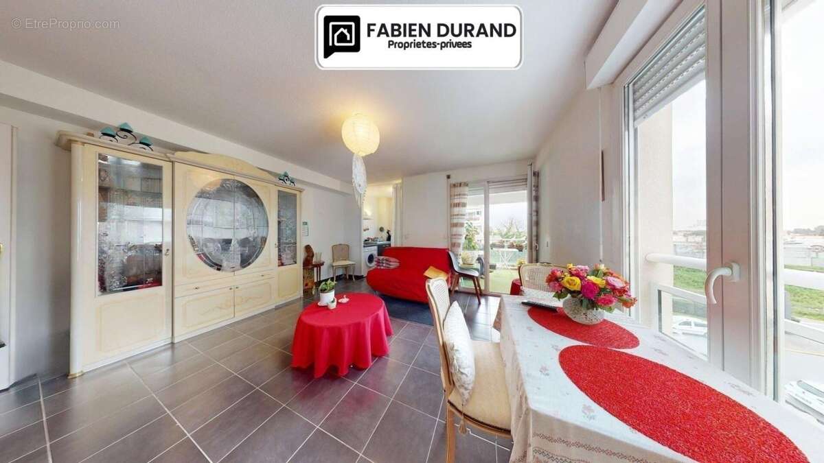 Appartement à MANDELIEU-LA-NAPOULE