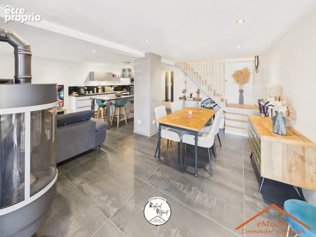 Maison 5 pièces 120 m² à vendre à Eloyes (88510) - photo 2